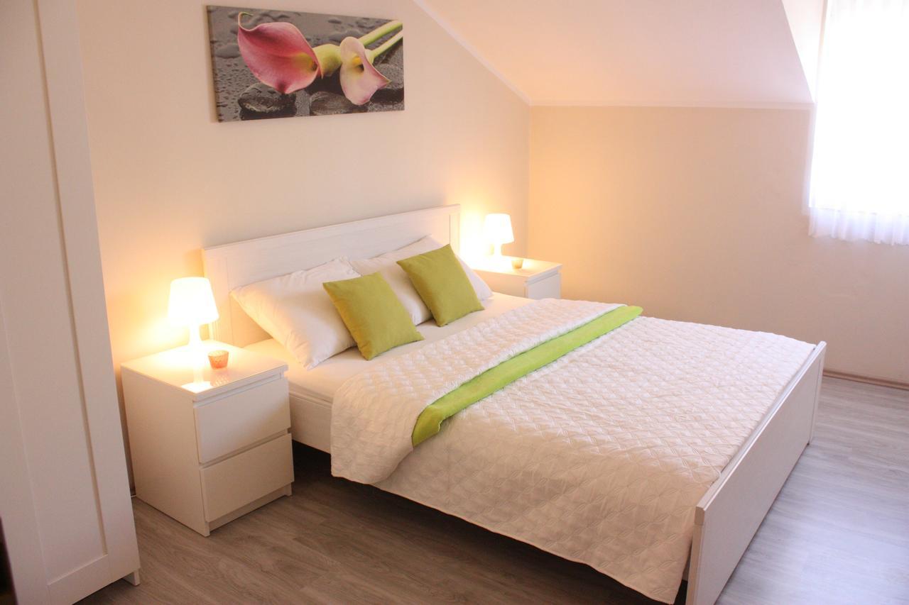 Apartments Tanja & Josipa Паг Экстерьер фото