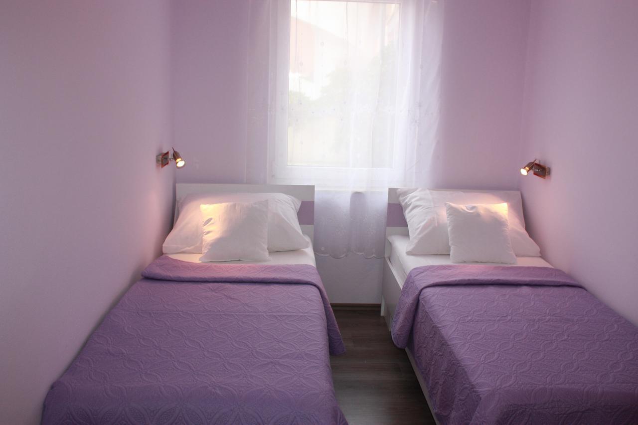 Apartments Tanja & Josipa Паг Экстерьер фото