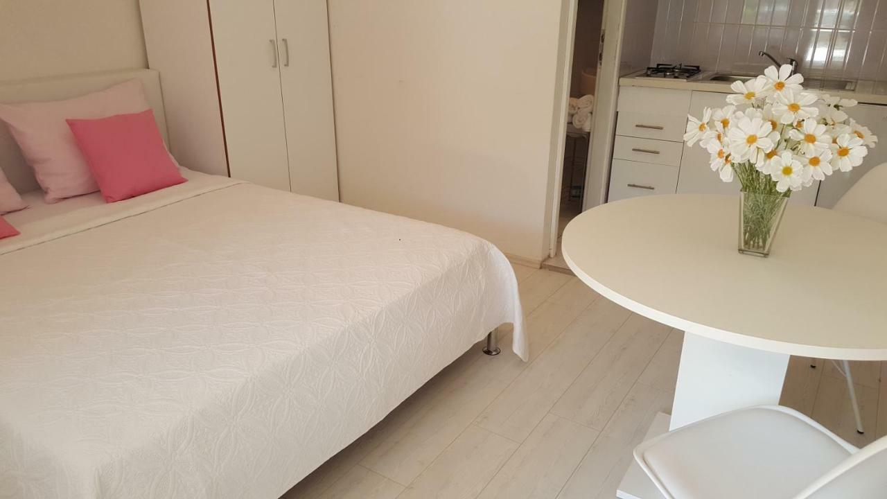 Apartments Tanja & Josipa Паг Экстерьер фото